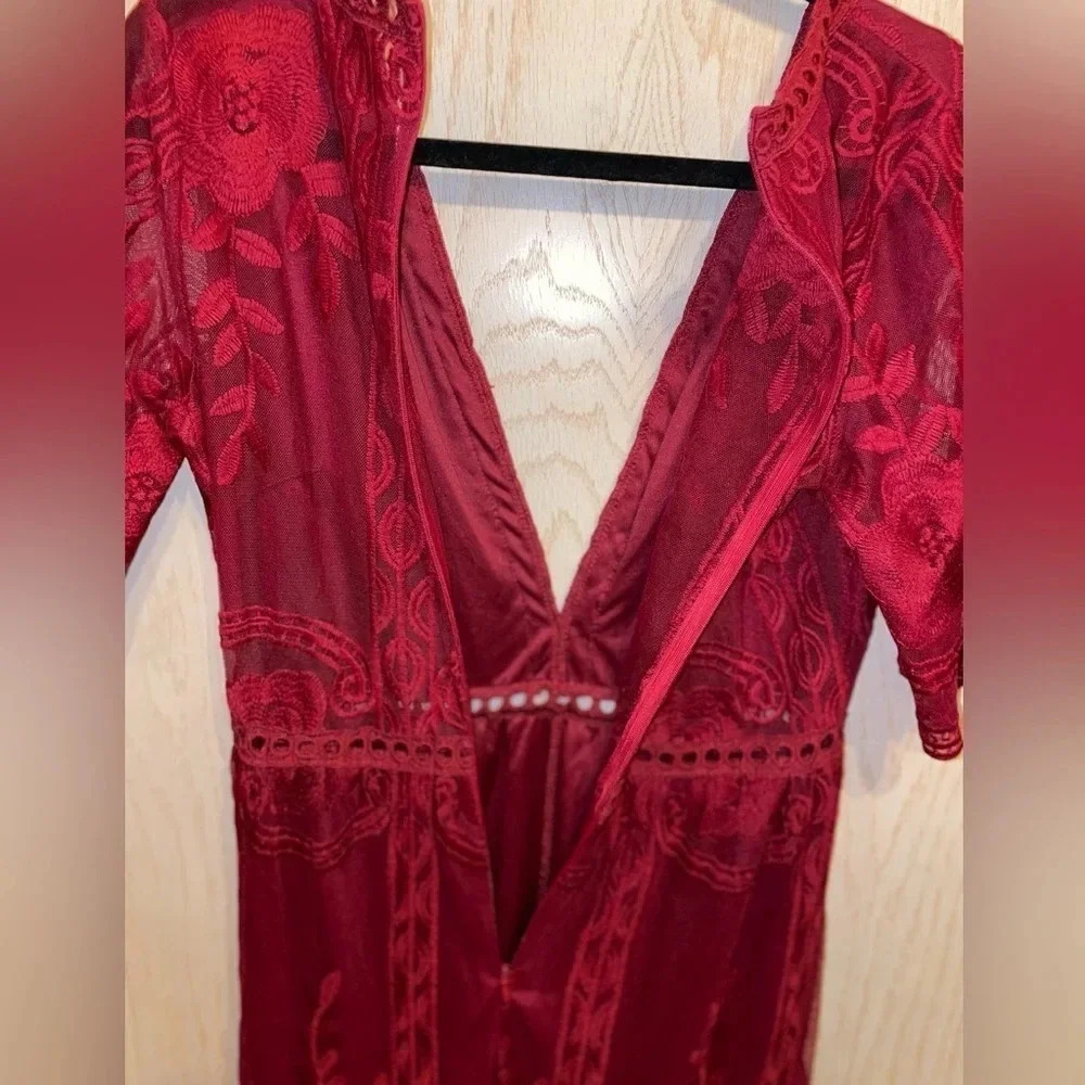 Holiday dress vibes Burgundy Deep V-Neck 1/2 Sleeves lace overlay SIZE S - Picture 16 of 16